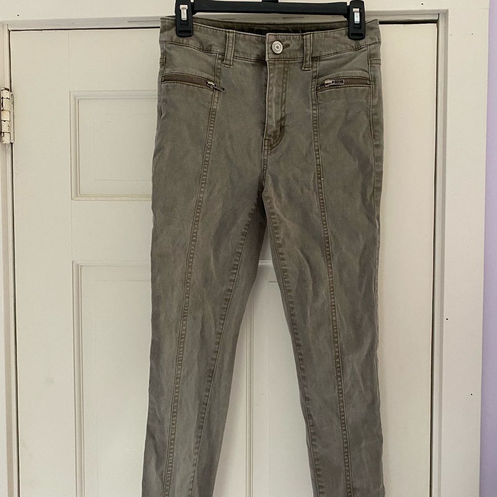 American Eagle Army Green High Rise Jegging Size 2